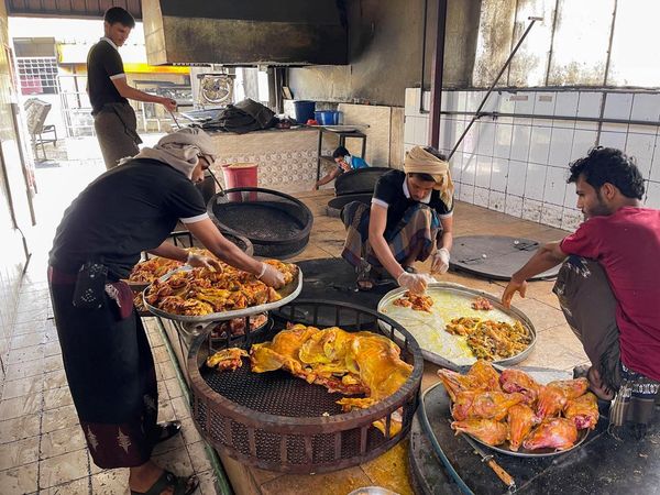 Nikmatnya Mandi, Hidangan Tradisional Yaman yang Kian Populer