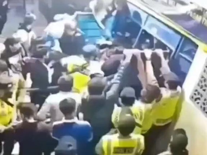 Rekaman CCTV Stadion Kanjuruhan yang beredar di media sosial