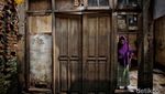 Rumah-rumah Ini Dirobohkan untuk Normalisasi Ciliwung