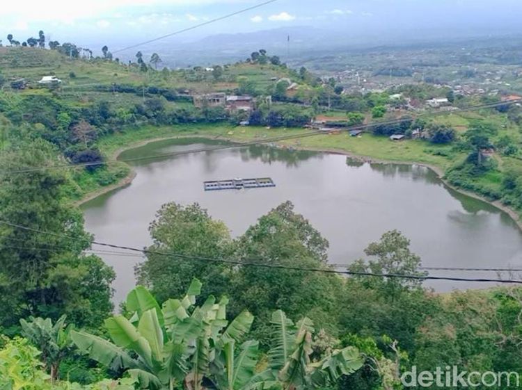 Telaga Wahyu Magetan yang Diselimuti Mitos Putus Cinta