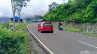 Jalan menuju Telaga Wahyu Magetan/Foto: Sugeng Harianto/detikJatim