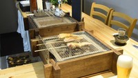 Karena bentuknya yang kecil dan praktis, Irori juga sering digunakan oleh beberapa restoran yakiniku di Jepang.  Foto: grapee.jp