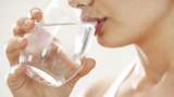Ini 7 Waktu Minum Air Putih dan Takaran Tepat Menurut Ahli Gizi