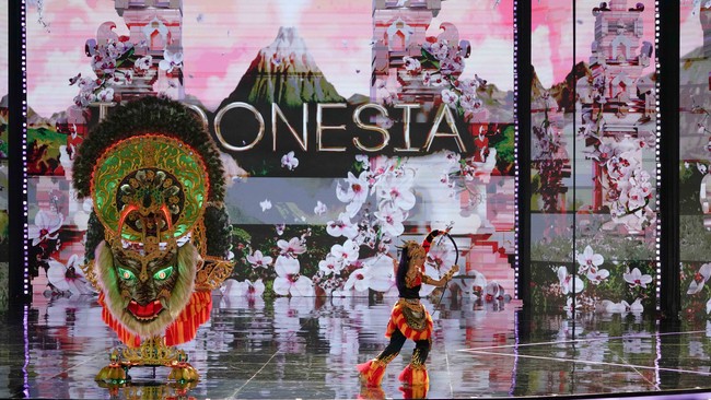 Kostum itu sendiri dibuat selama dua bulan oleh Inggi Indrayana Kendran. Diakuinya jika pembuatan kostum tersebut cukup sulit.Foto: Kenny Gida/Detikcom