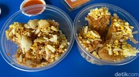 Tak lupa, ada pie tee di Satay by The Bay. Camilan ini populer di kalangan warga lokal Singapura. Bentuknya menyerupai pastry tart yang memiliki banyak isian dari sayuran tumis sampai daging atau udang.