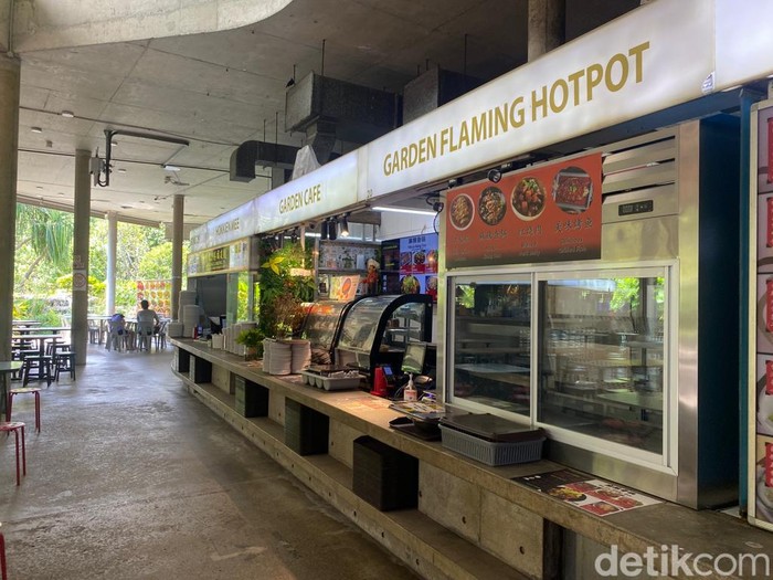 Di Satay by The Bay Bisa Nongkrong dan Jajan Makanan Lokal Enak Singapura