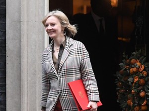 Kerja Cuma 44 Hari, Eks PM Inggris Liz Truss Dapat Gaji Buta Rp 1,9 M Tiap Tahun