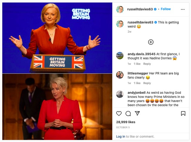 Liz Truss juga memiliki versi berwarna merah yang ia pakai saat menyampaikan pidato perdananya sebagai PM Inggris di Konverensi Partai Konservatif pada 5 Oktober. Namun, penampilannya sempat menjadi sorotan karena disebut mirip dengan karakter diktaktor fiksi yang diperankan oleh Emma Thompson di serial TV Inggris Years and Years.  (Foto: Getty Images/WPA Pool)