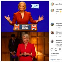 Liz Truss juga memiliki versi berwarna merah yang ia pakai saat menyampaikan pidato perdananya sebagai PM Inggris di Konverensi Partai Konservatif pada 5 Oktober. Namun, penampilannya sempat menjadi sorotan karena disebut mirip dengan karakter diktaktor fiksi yang diperankan oleh Emma Thompson di serial TV Inggris Years and Years.  (Foto: Getty Images/WPA Pool)