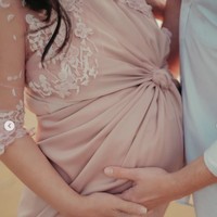 Baby bump di perut Gracia pun sudah semakin besar dan jelas terlihat. Sebelumnya di unggahan Instagramnya pada 29 Agustus Gracia menulis jika kala itu usia kandungannya sudah mau memasuki usia 7 bulan. Foto: Instagram/@graciaz14