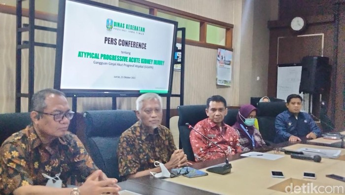 jumpa pers Majelis Etik dan Disiplin Apoteker Indonesia Jatim