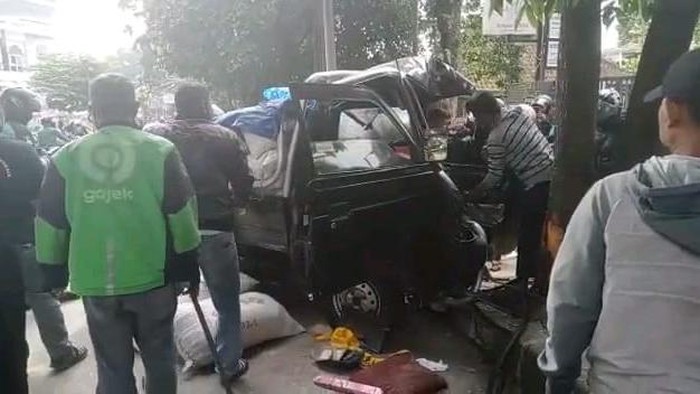Kecelakaan di Jalan Aria Surialaga, Kota Bogor