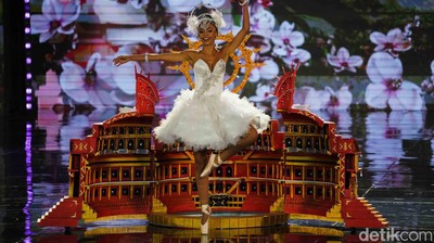 Deretan Kostum Nasional Miss Grand International 2022 Paling Unik dan Heboh