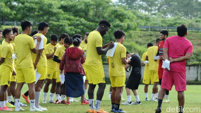 Latihan Arema FC