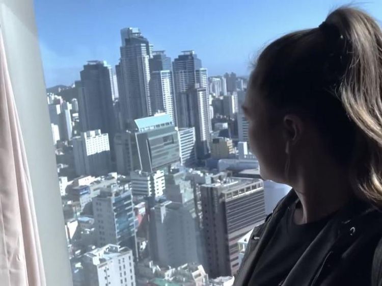 Penampakan Kamar Hotel Luna Maya di Korea Rp 16 Juta, Mahal karena Ini