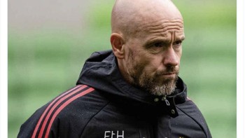 Akun ini mendukung Ten Hag. Jika kalian mendukung Ronaldo di situasi ini, aku mempertanyakanmu sebagai fans MU, tulisnya. Foto: Twitter