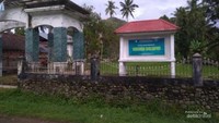 Penanda masuk komplek Menhir Belubus.