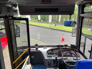 Pentingnya Teknologi Blind Spot Detection di Transportasi Umum