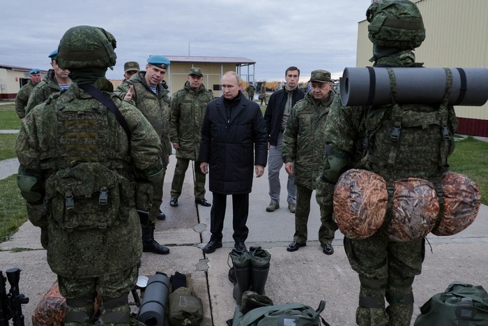 Tanda Tanya Putin Ganti Komandan Tertinggi Rusia di Ukraina