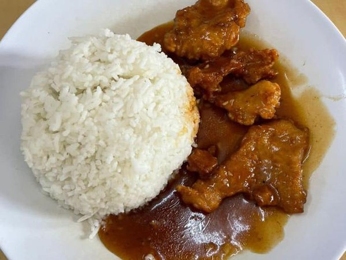 Nasi Daging Iga Babi Zonk Seharga Rp 33 Ribu