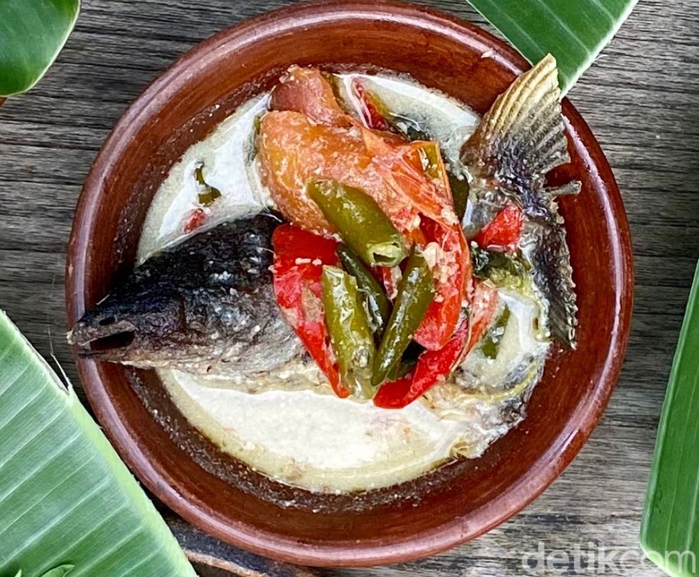 Nasi Pecel dan Kotokan Kutuk di Resto Hotel Ini Jadi Favorit Megawati