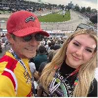 “Boyfriends don’t count #agegap,” tulis Nicole dalam keterangan unggahannya di TikTok yang sudah ditonton lebih dari 9,7 juta. Foto: Dok. Instagram nicoledownns