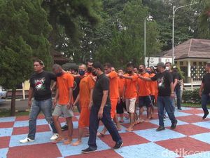 17 Orang Ditangkap gegara Terlibat Peredaran Sabu di Subang