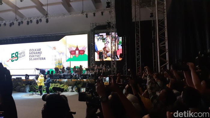 Presiden Jokowi hadiri perayaan HUT Golkar ke-58 (Vino/detikcom)