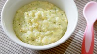 Resep Bubur Saring Ayam Brokoli untuk MPASI 6 Bulan