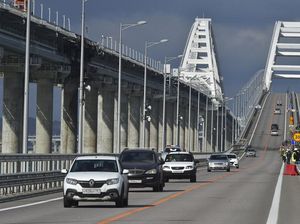 Rusia Hancurkan 3 Drone Laut Ukraina yang Coba Serang Jembatan Crimea