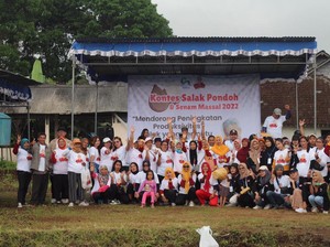 Relawan Ganjar di Yogyakarta Gelar Kontes Salak Pondoh & Senam Massal