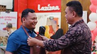 Direktur Utama SKB Food, Eko Pujianto, mengumumkanaksi korporasi ini untuk memperkuat jalur distribusi produk ke wilayah Indonesia Timur dengan mengoptimalkan jalur logistik yang sudah terbangun oleh LRS. Dengan begitu sebaran seluruh produk SKB Food akan semakin luas. 