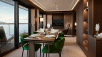 Di dalamnya ada 149 suite disertai balkon, jendela setinggi langit-langit, dan memiliki kolam renang. Layanan anggur, spa, klub malam, dan bahkan punya pantai sendiri.