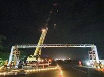 Dadah Macet dan Antre, Bayar Tol Tanpa Setop Tinggal Nyelonong