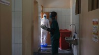 Namun, penilaian WHO menunjukkan adanya risiko tinggi penyebaran virus Ebola di luar Uganda, karena masih adanya pergerakan lalu lintas di perbatasan yang cukup teratur.