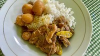 Kelezatan menu Warung Martumi diakui semua kalangan, termasuk Gubernur Jawa Timur, Khofifah Indar Parawansa. Gubernur sebelumnya, Soekarwo atau akrab disapa Pakde Karwo juga jadi langganan.  