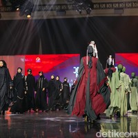 Ajang Miss Grand International 2022 tengah digelar di Indonesia. Menjelang malam final yang digelar 25 Oktober 2022, di Sentul, Jawa Barat, para finalis tampil berbeda memakai hijab.