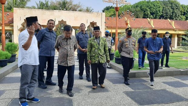 JK tinjau Jakarta Islamic Centre (JIC) usai terbakar (dok. Istimewa)