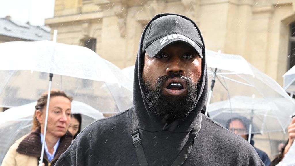 Twitter Kanye West Kembali Ditangguhkan Imbas Postingan Anti-Semitisme