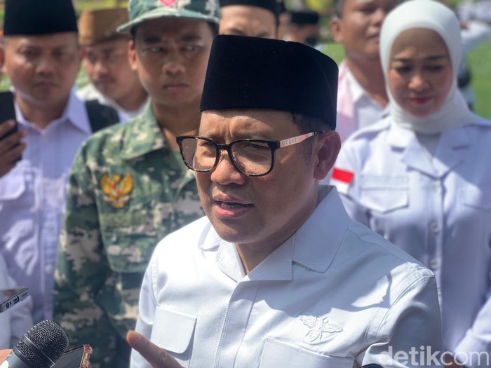 Ketum PKB Muhaimin Iskandar saat peringatan hari santri di Tugu Pahlawan Surabaya