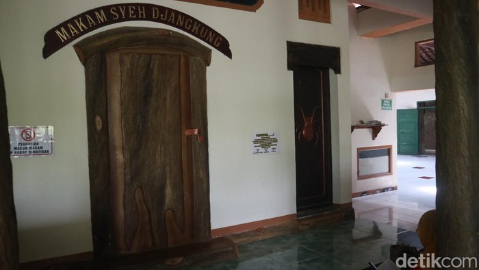 Makam Syekh Djangkung yang ada di Desa Landoh, Kecamatan Kayen, Kabupaten Pati, Jumat (21/10/2022).