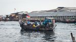 Meriahnya Nadran Pesta Laut Nelayan Cilincing