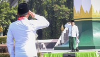Apel santri tersebut diikuti 9.999 santri dari berbagai kabupaten/kota di seluruh Jawa Timur.