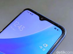 Menggenggam Oppo A17, HP Rp 2 Juta Tampilan Menggoda