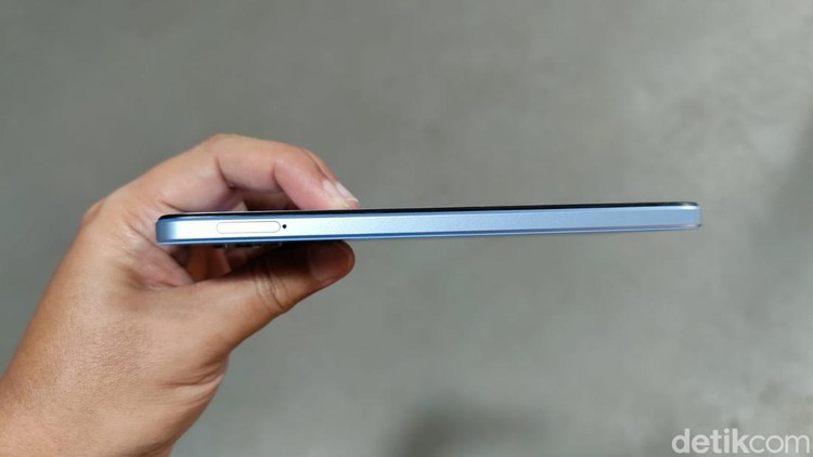 Oppo A17