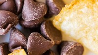 Makan keripik kentang yang gurih renyah, netizen ini kurang puas. Ia menambahkan permen cokelat rasa peppermint. Waduh! Bagaimana ya rasanya?