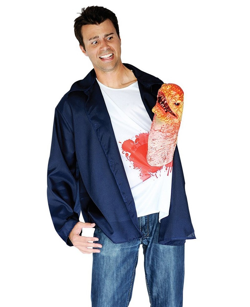 Halloween jatuh pada 31 Oktober setiap tahunnya. Berikut ini adalah kostum Halloween kece yang dibagikan netizen. Bisa jadi ide nih buat pesta kostum.