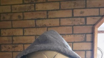 Kalau ada yang pakai topeng Grim Reeper, apalagi di kegelapan, pasti langsung ngacir. Foto: via Bored Panda