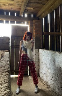Halloween jatuh pada 31 Oktober setiap tahunnya. Berikut ini adalah kostum Halloween kece yang dibagikan netizen. Bisa jadi ide nih buat pesta kostum.