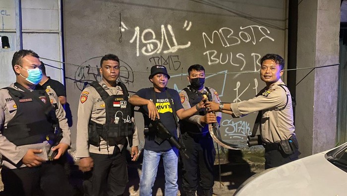 Polisi amankan 5 remaja tawuran di Jaksel (dok. Istimewa)